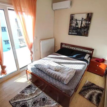 Eretria Homestay Luaran gambar