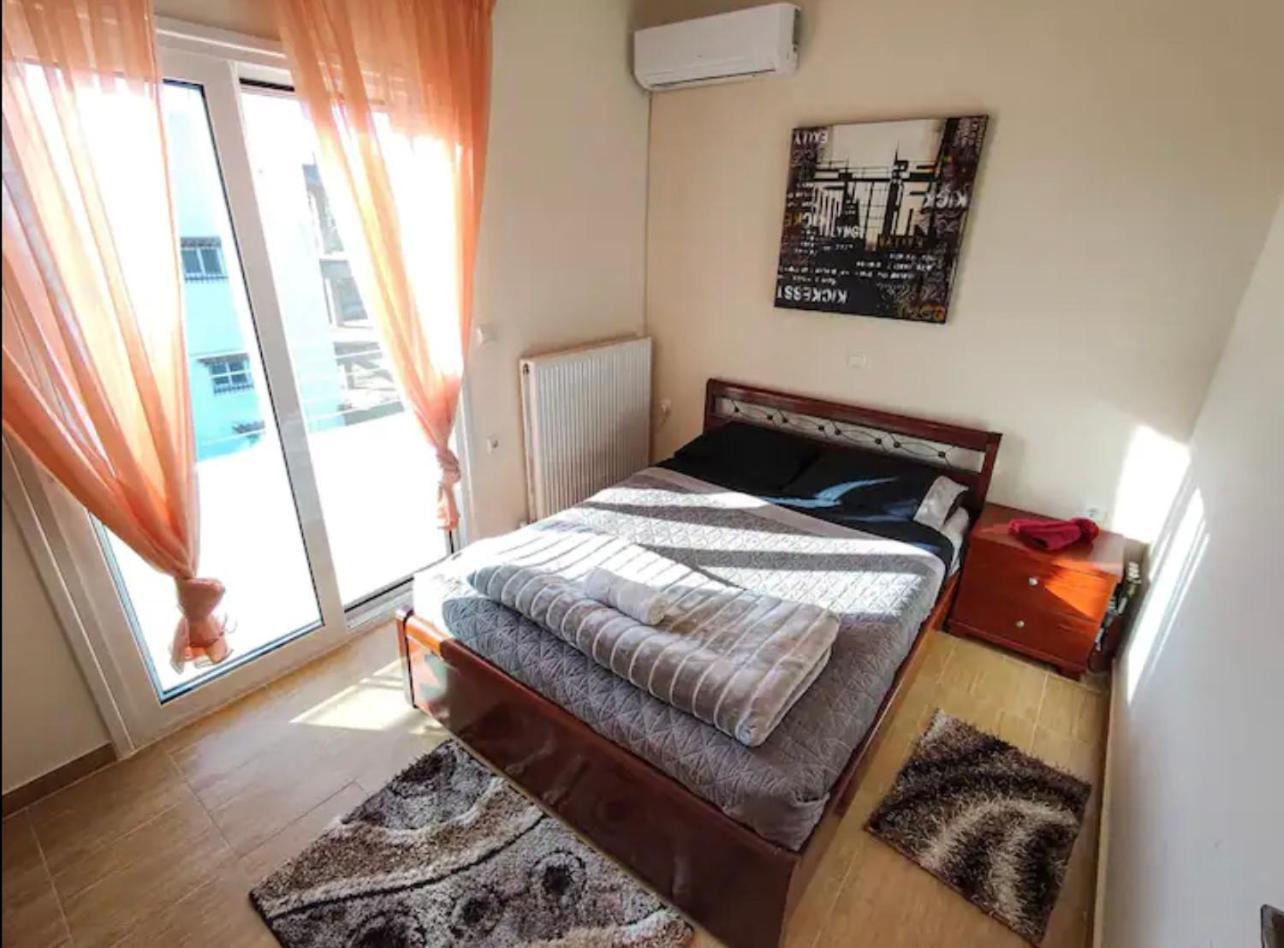 Eretria Homestay Luaran gambar
