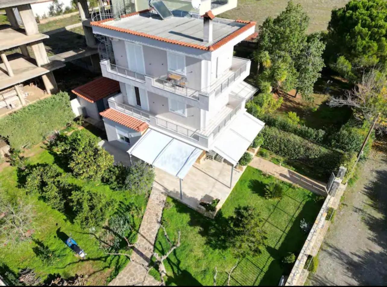 Eretria Homestay Luaran gambar