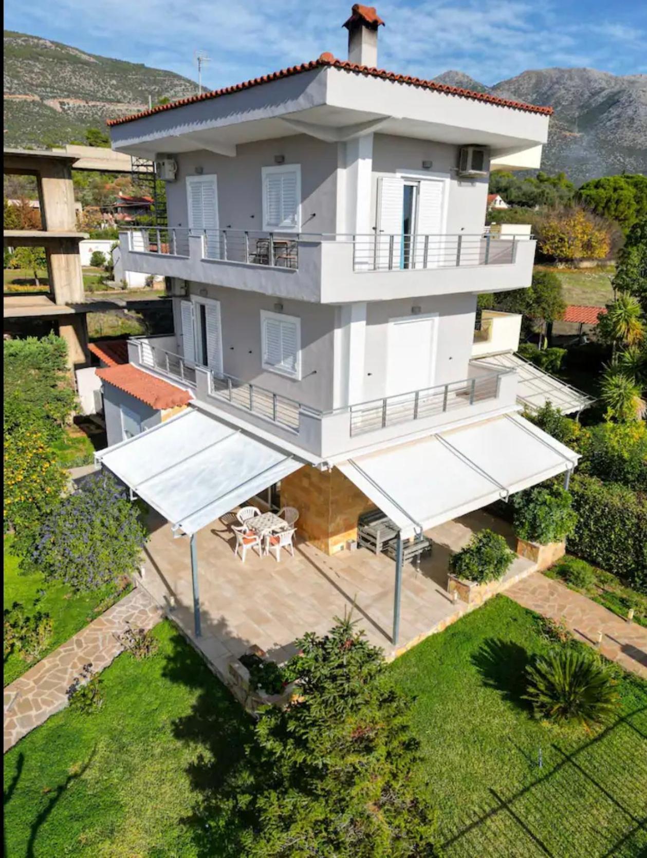 Eretria Homestay Luaran gambar